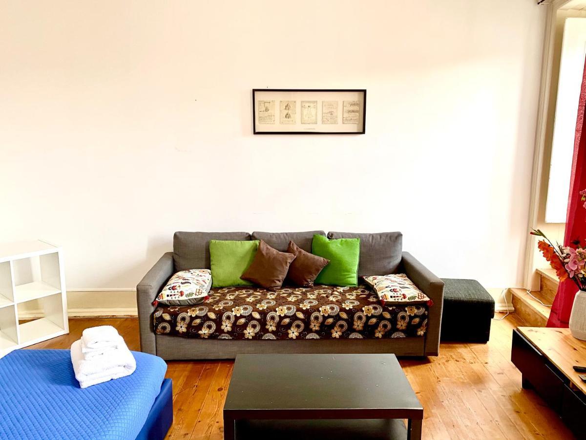 Classic Chiado 1 - Central Guest House Room With Shared Bathroom Lisbon Exterior photo